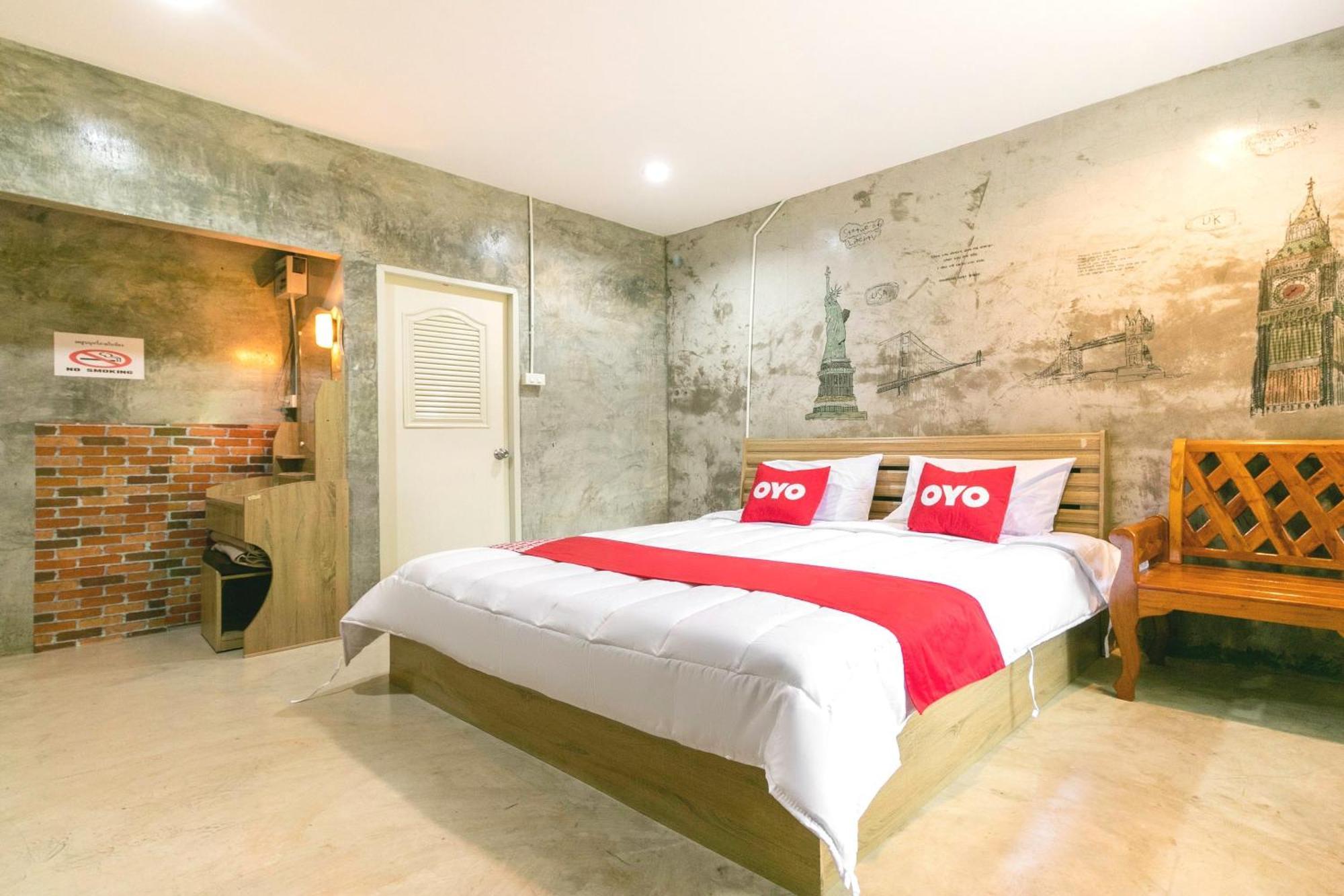 The Rome Resort Pran Buri Exterior photo