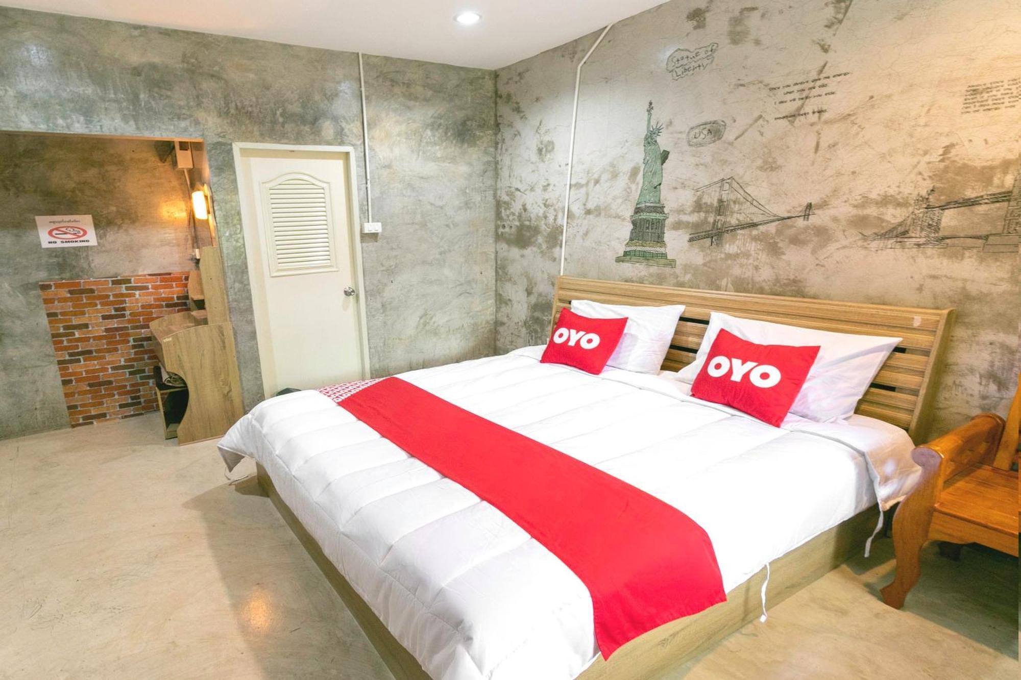 The Rome Resort Pran Buri Exterior photo