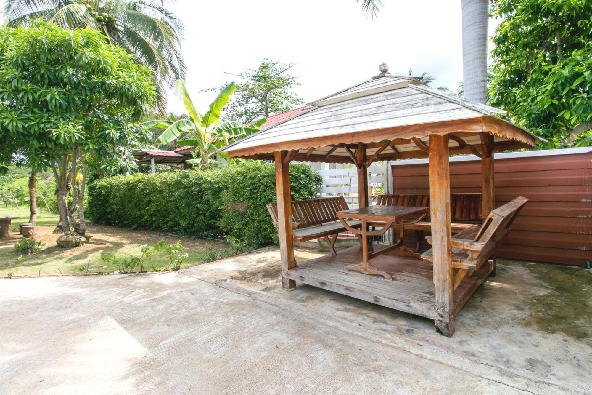 The Rome Resort Pran Buri Exterior photo